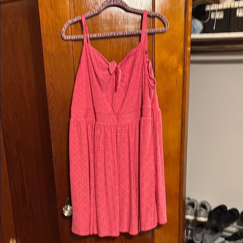 Pink Sleeveless Dress with Bow Detail